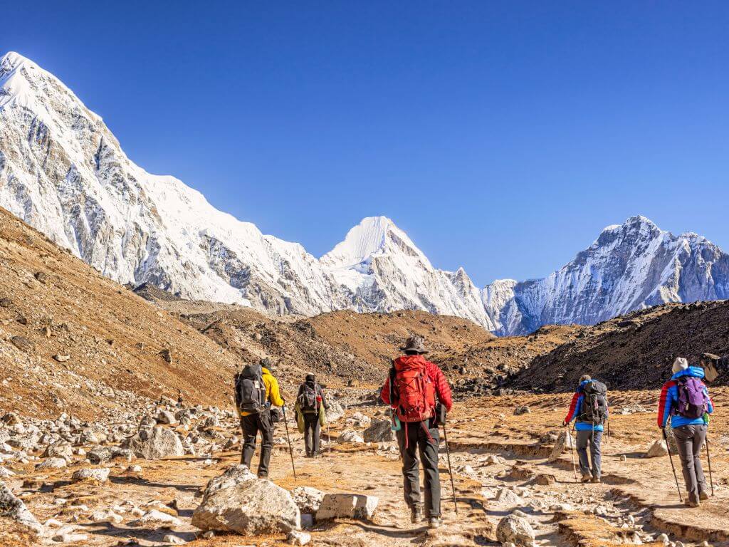 Hikers on the Everest Base Camp Trek