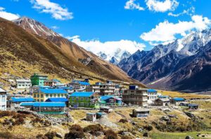 kyanjing gompa