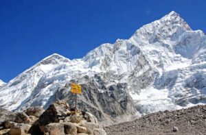 lobuche 1