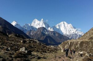 lobuche view