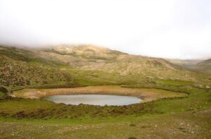 Damodar Kunda and the Upper Mustang Valley Trek