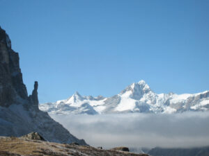 kanchenjunga base camp trek lhonak