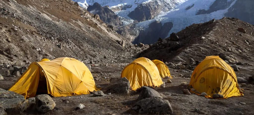 makalu base camp