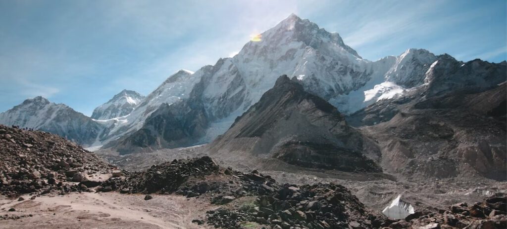 routes to everest base camp