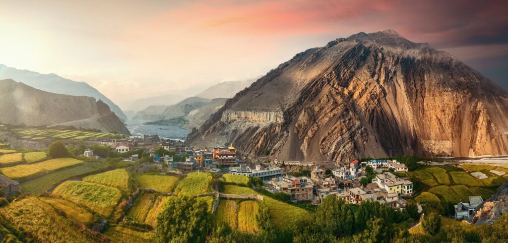 Khagbeni Upper Mustang view