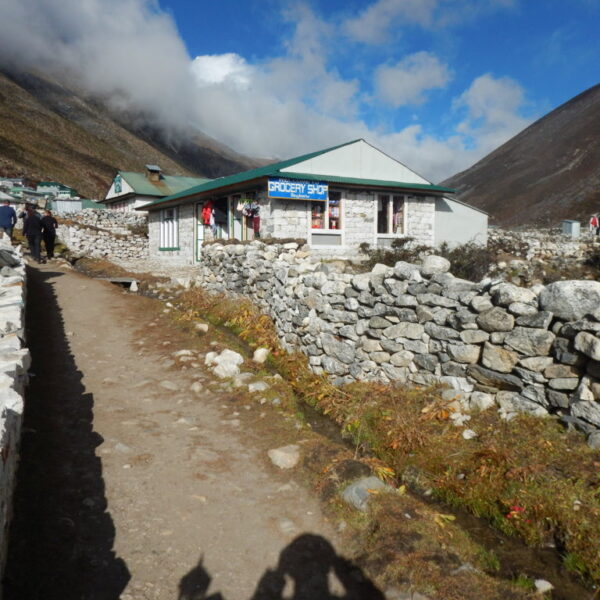Dingboche Featured Image