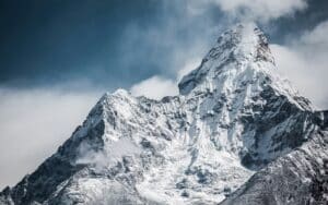 everest peak