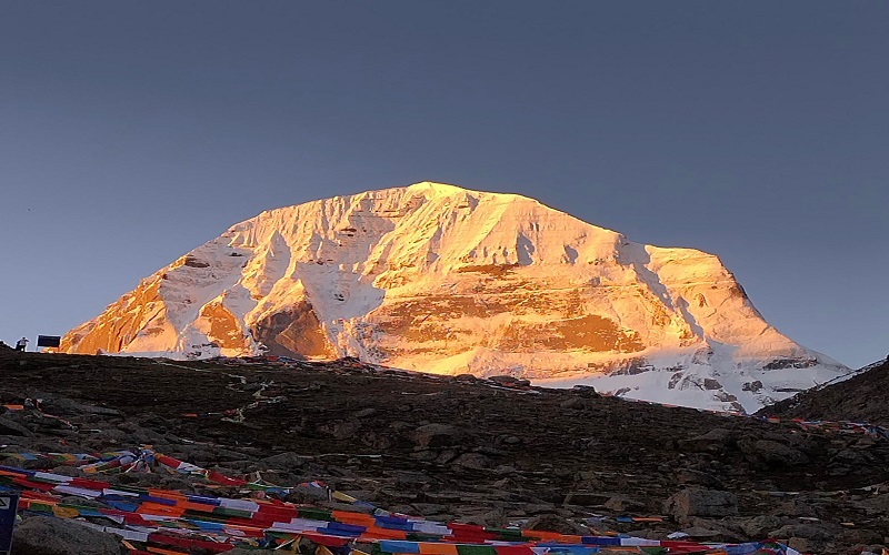 kailash in morning glow