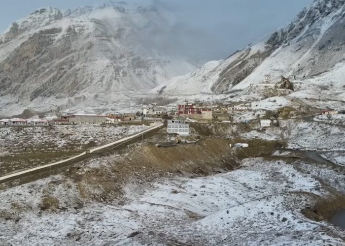 best time to visit the Annapurna Circuit Trek